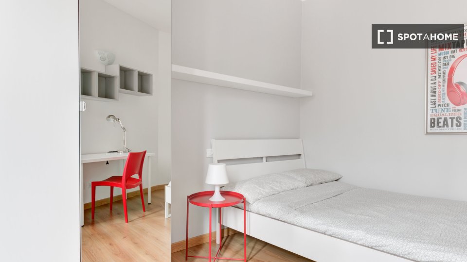 Double room Milan, 3 beds, 85m² — photo 1