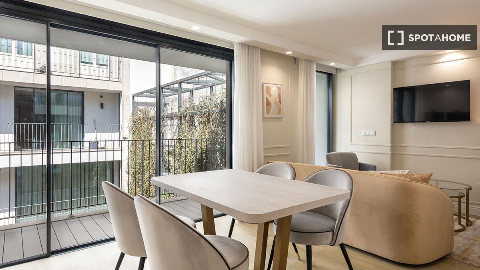 Apartment Porto, 2 beds, 69m² — photo 3