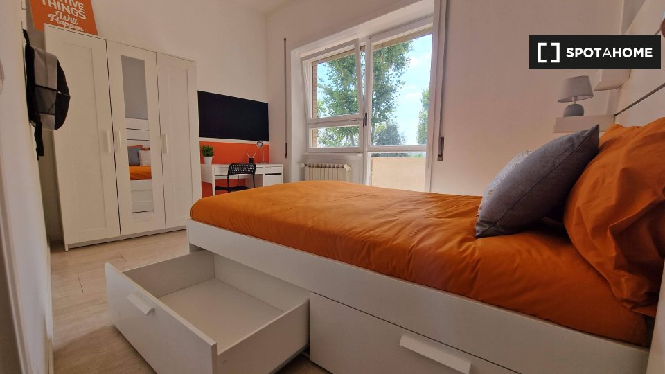 Double room Rome, 6 beds — photo 15