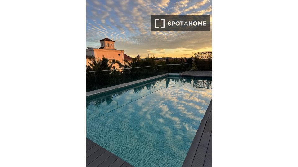 Apartment Lisbon, 2 beds, 99m² — photo 6