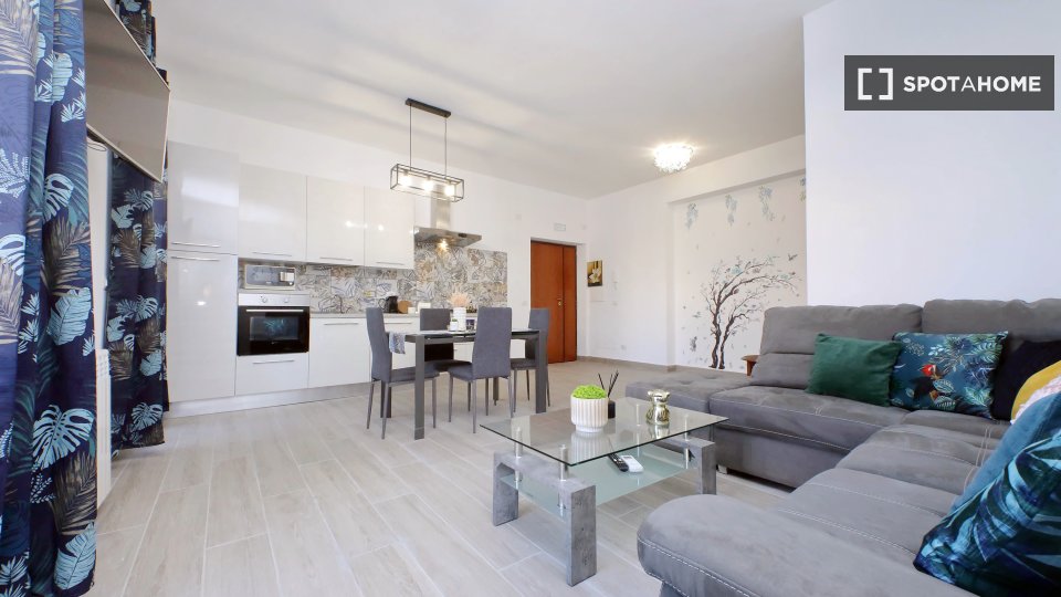 Apartment Rome, 2 beds — photo 2