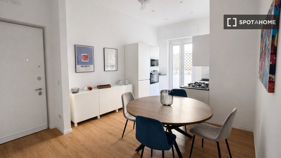 Apartment Rome, 2 beds, 85m² — photo 1