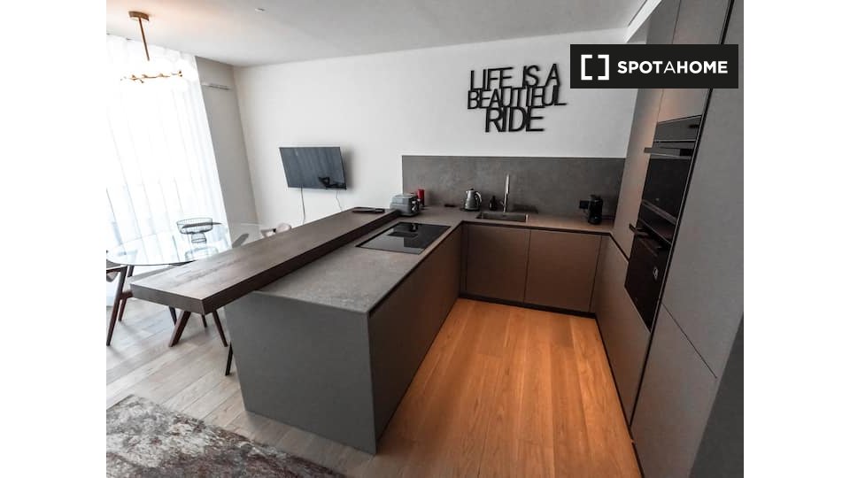 Apartment Lisbon, 1 bed — photo 13
