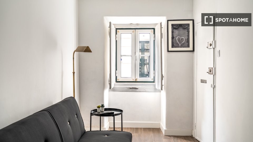 Apartment mono Lisbon, 48m² — photo 15
