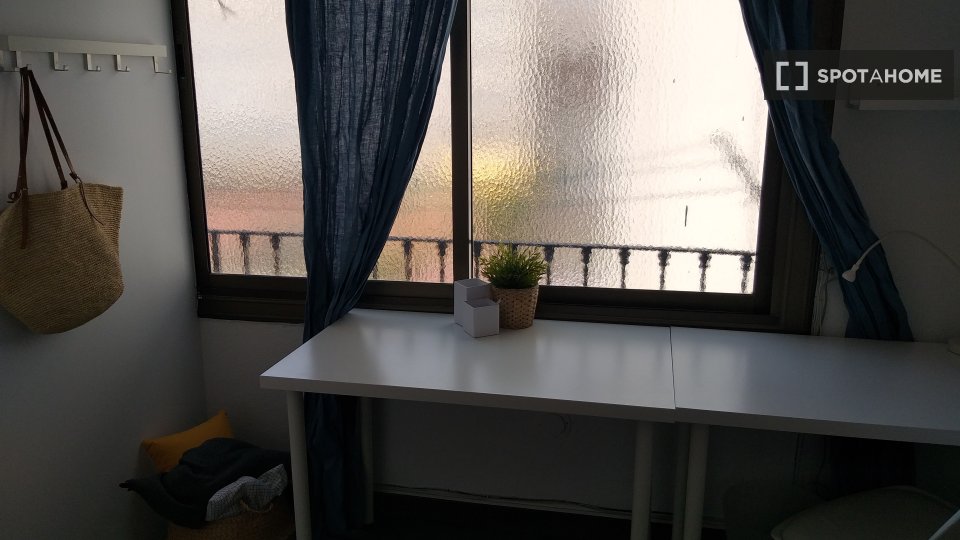 Double room Barcelona, 6 beds, 180m² — photo 77