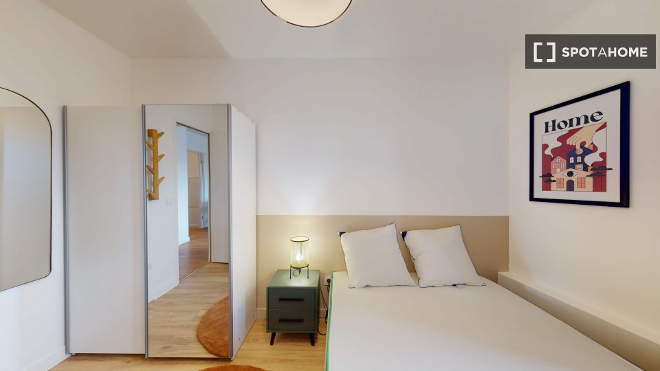 Double room Paris, 8 beds — photo 12