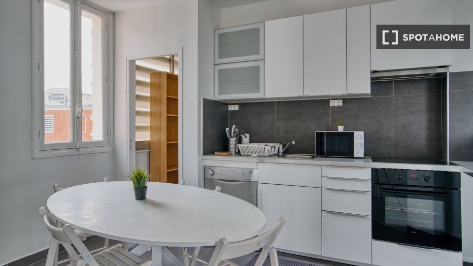Apartment Paris, 2 beds, 65m² — photo 4