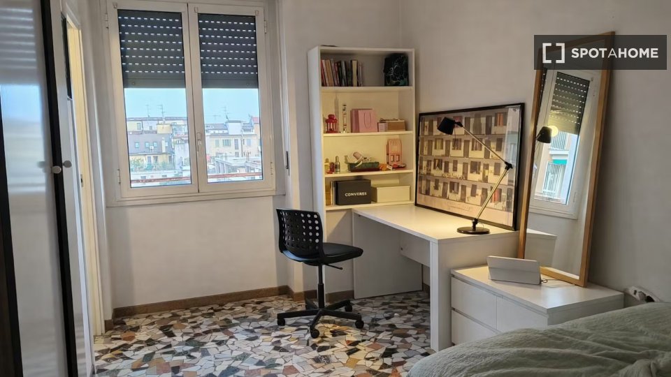 Double room Milan, 3 beds, 120m² — photo 23