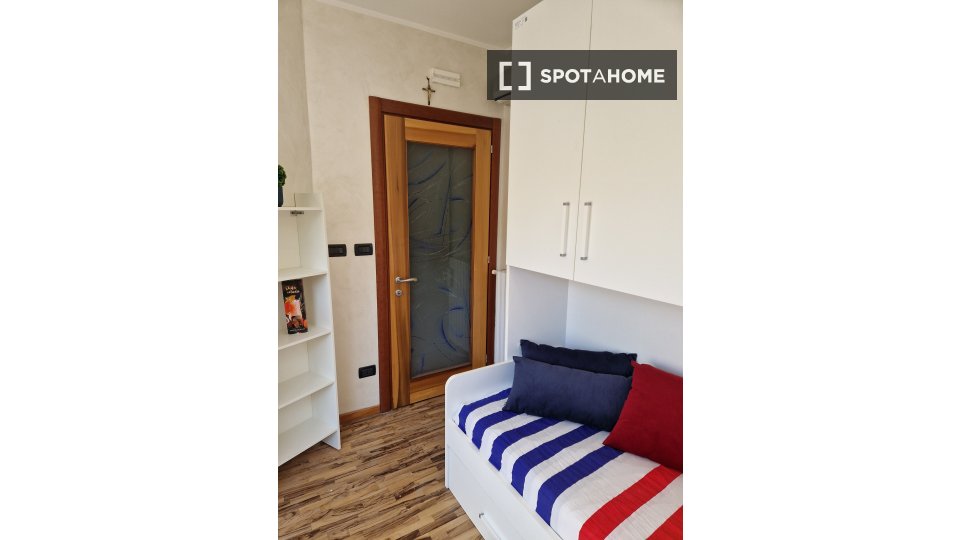 Double room Turin, 5 beds, 136m² — photo 5