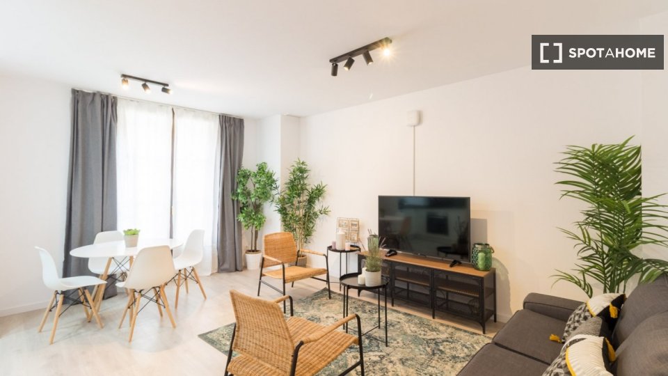 Apartment Barcelona, 2 beds, 65m² — photo 13
