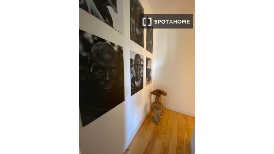 Apartment Lisbon, 2 beds, 75m² — photo 11