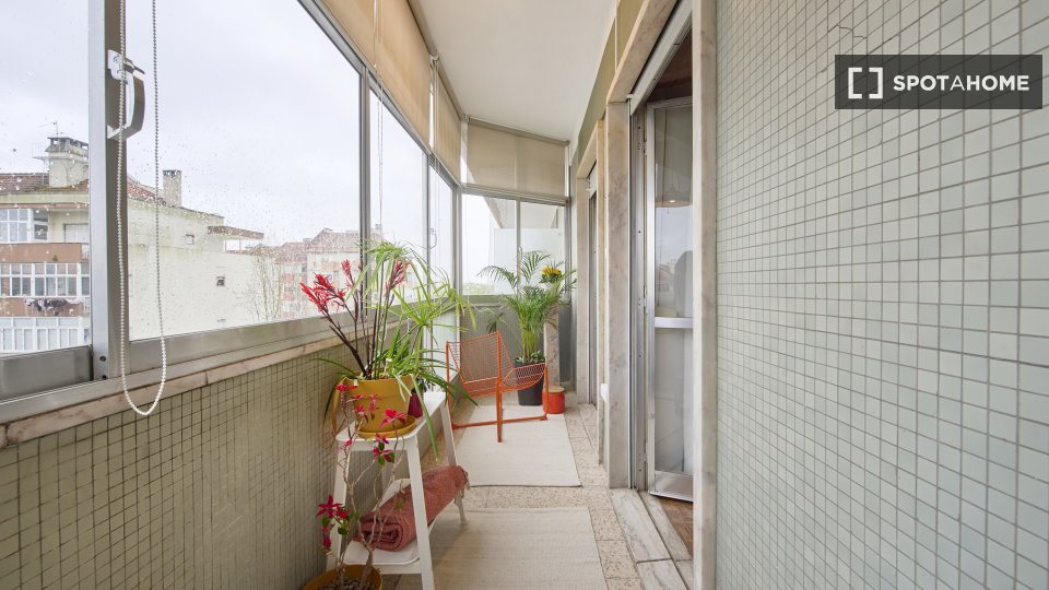 Double room Lisbon, 4 beds — photo 4