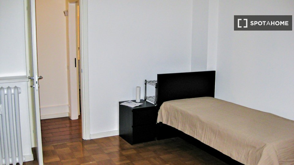 Camera doppia Milano, 2 camere — foto 19