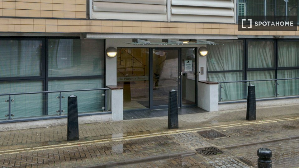 Apartment London, 2 beds, 75m² — photo 16