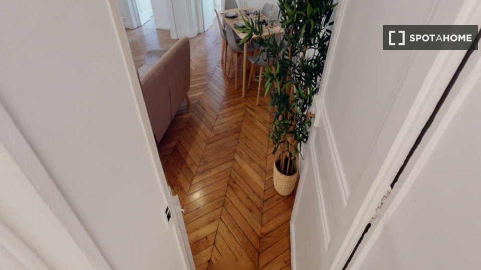 Double room Paris, 4 beds, 100m² — photo 12