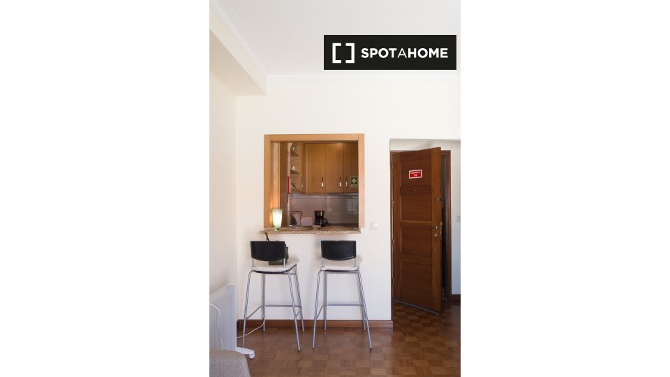 Apartment Porto, 1 bed — photo 2