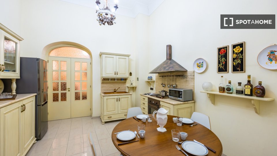 Apartment Naples, 1 bed — photo 2
