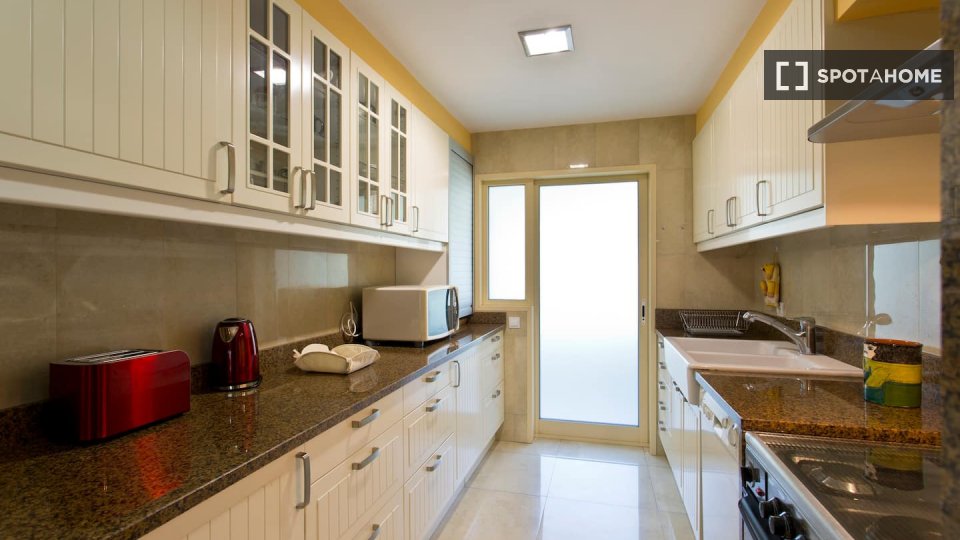 Apartment Porto, 3 beds — photo 19