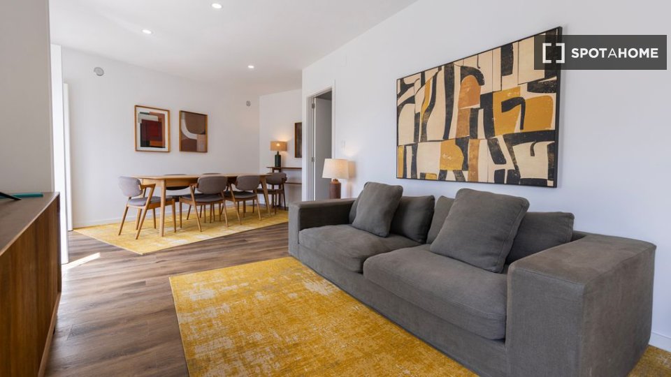 Apartment Lisbon, 3 beds — photo 17
