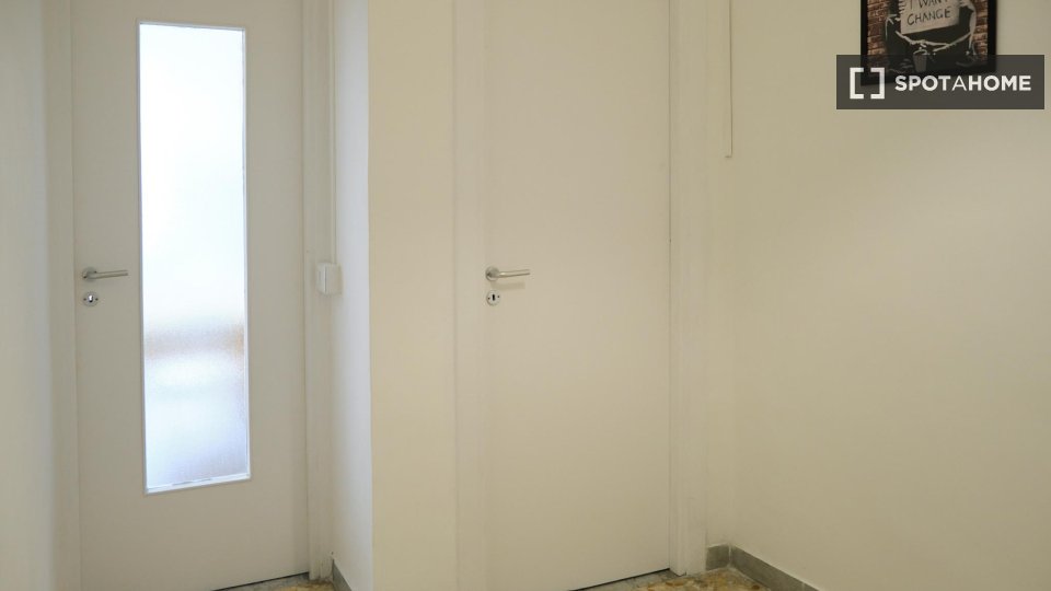 Double room Naples, 4 beds — photo 14