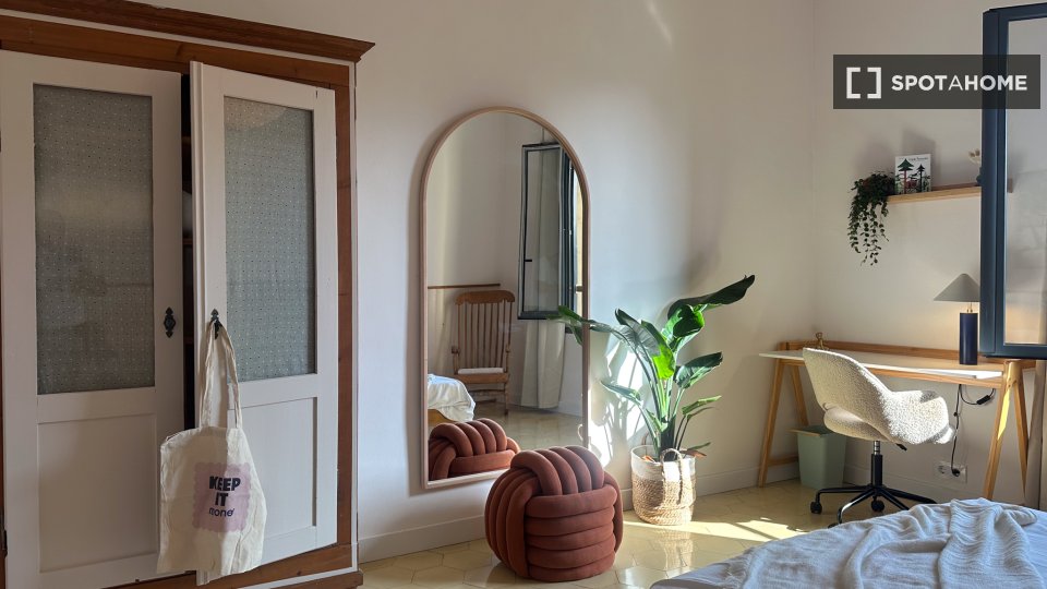 Double room Barcelona, 8 beds, 250m² — photo 40