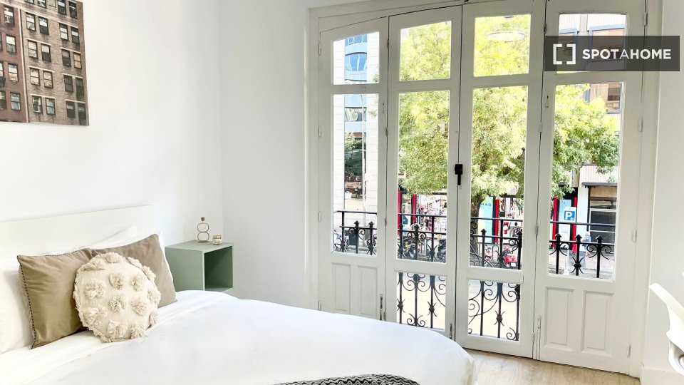 Double room Madrid, 7 beds — photo 4