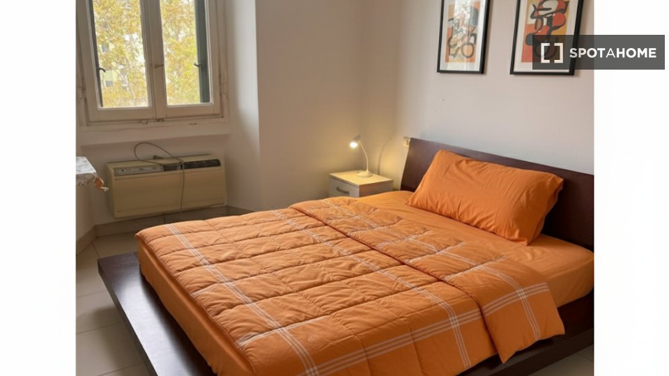 Double room Milan, 3 beds — photo 5
