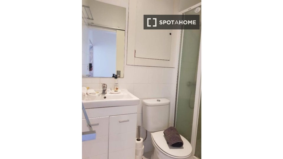 Apartment Lisbon, 2 beds — photo 8