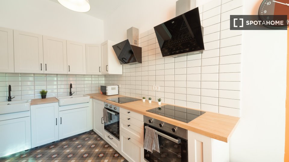 Double room Barcelona, 10 beds, 180m² — photo 7