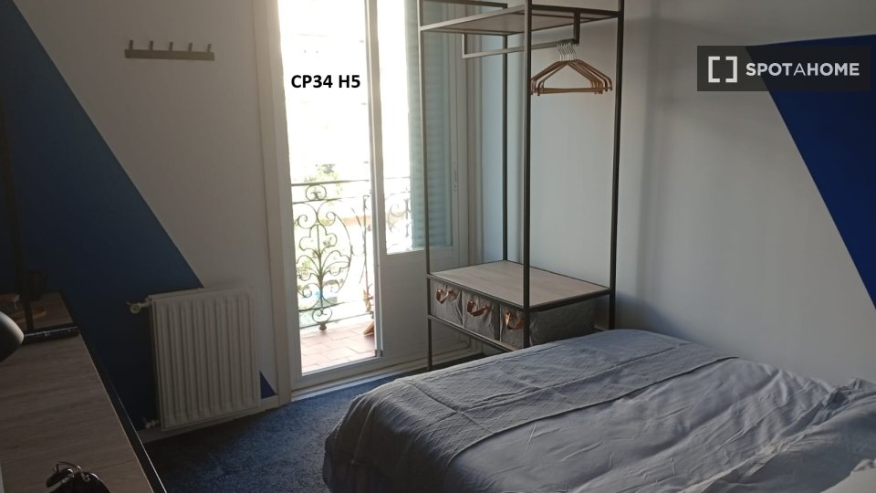 Double room Madrid, 8 beds — photo 13