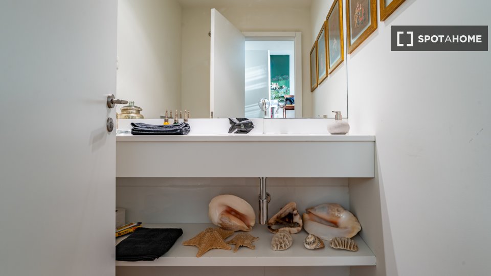 Apartment Porto, 3 beds, 202m² — photo 11