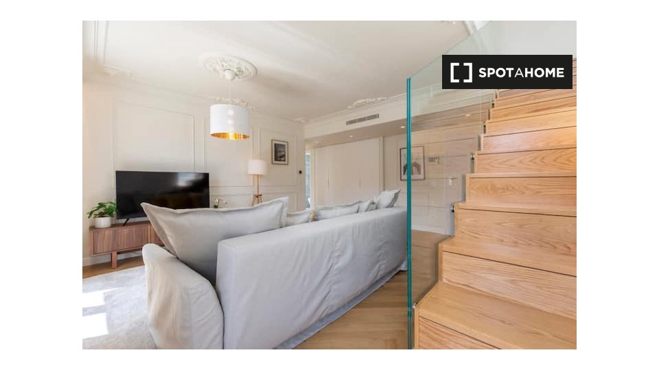 Apartment Lisbon, 2 beds — photo 13