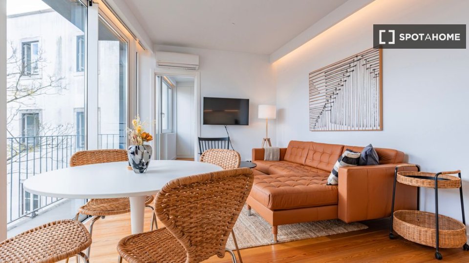 Apartment Lisbon, 2 beds — photo 13