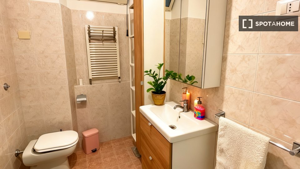 Double room Rome, 3 beds, 100m² — photo 10