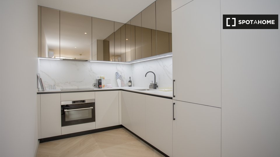 Apartment Porto, 2 beds, 105m² — photo 14