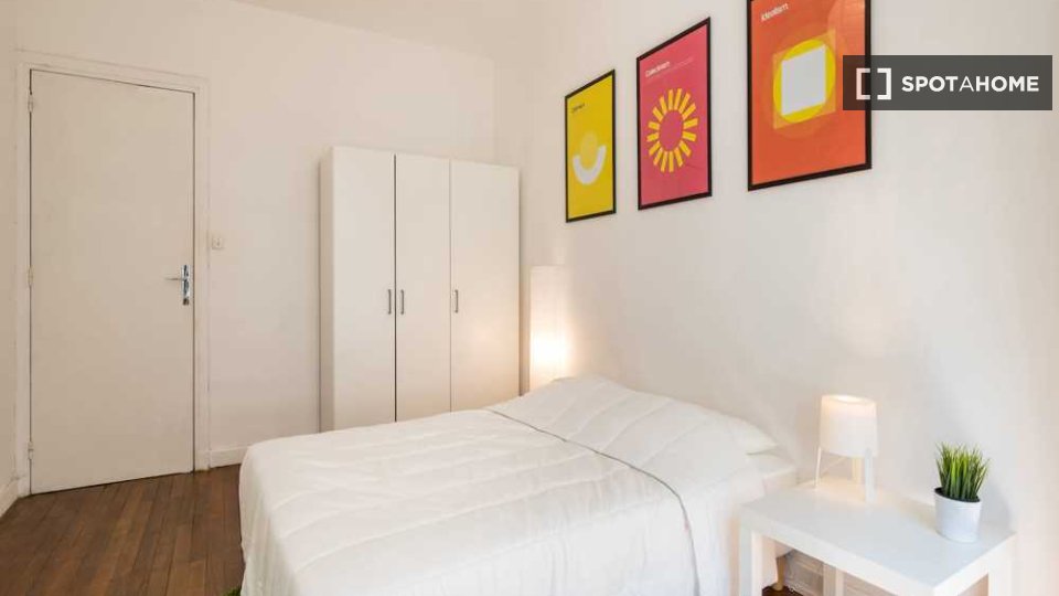 Double room Lyon, 3 beds, 70m² — photo 7