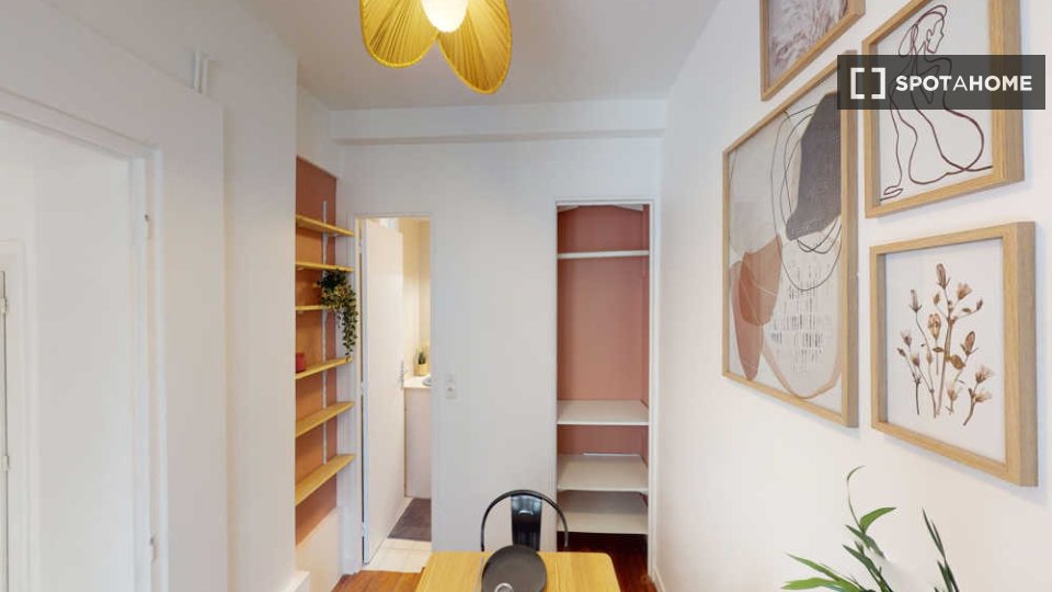 Double room Paris, 4 beds, 90m² — photo 5