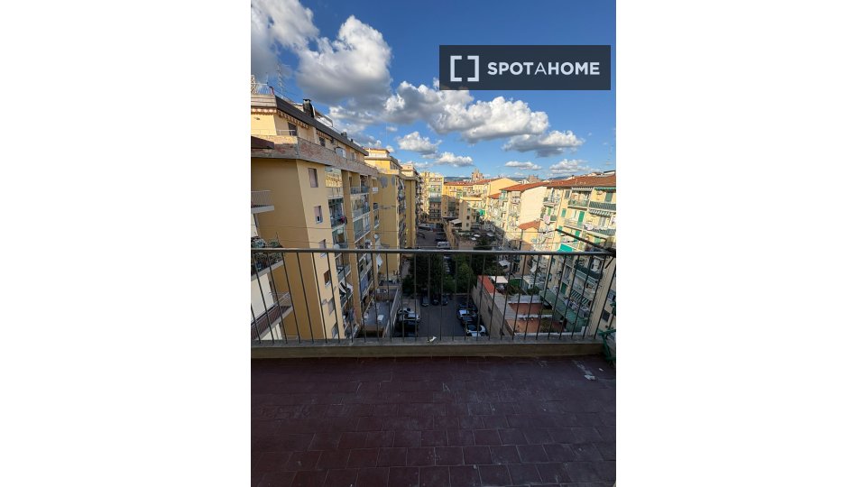 Double room Florence, 6 beds, 100m² — photo 28
