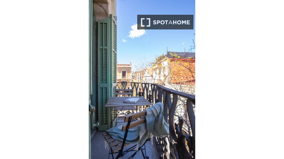 Double room Barcelona, 4 beds, 90m² — photo 3