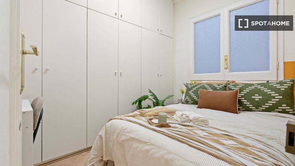 Double room Barcelona, 8 beds, 150m² — photo 28