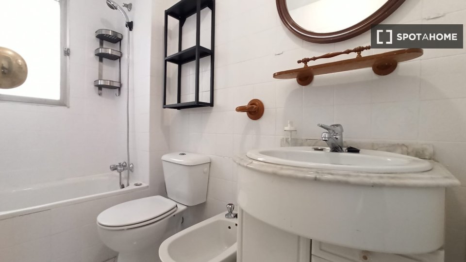 Chambre double Madrid, 5 chambres — photo 14
