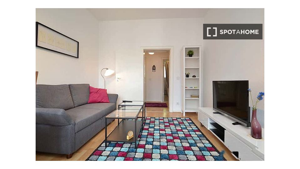 Apartment Berlin, 1 bed, 46m² — photo 1