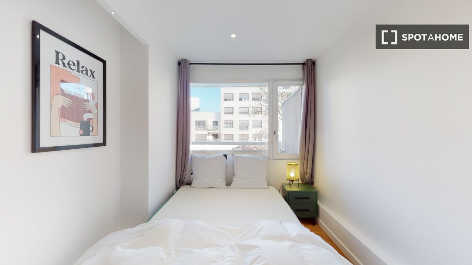 Double room Paris, 12 beds — photo 11