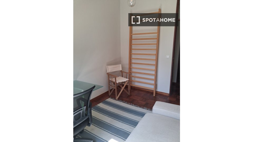 Apartment Porto, 3 beds, 120m² — photo 19