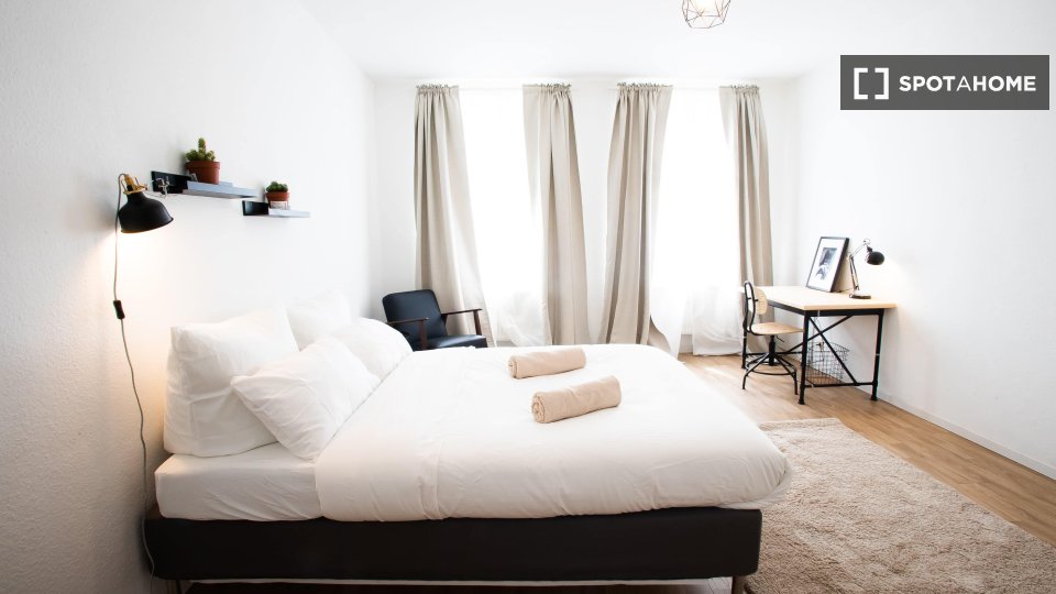 Double room Berlin, 3 beds — photo 3