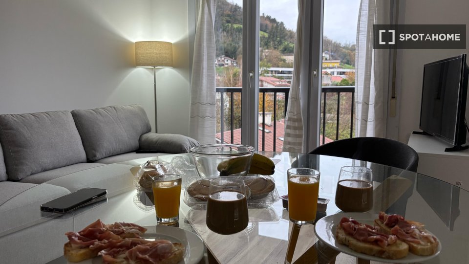 Double room San_Sebastian, 3 beds — photo 3