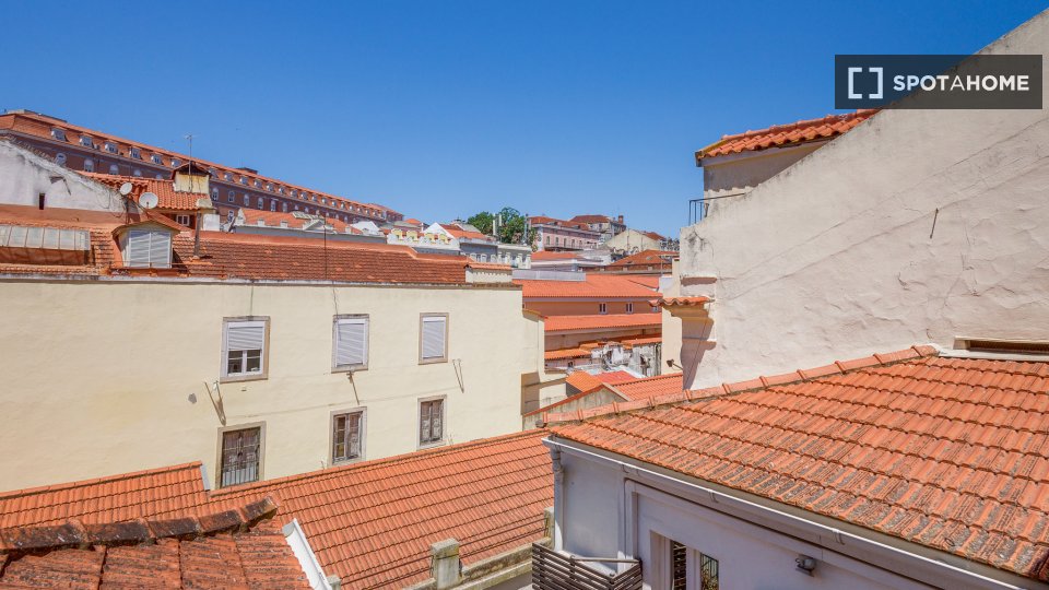 Apartment Lisbon, 2 beds — photo 52