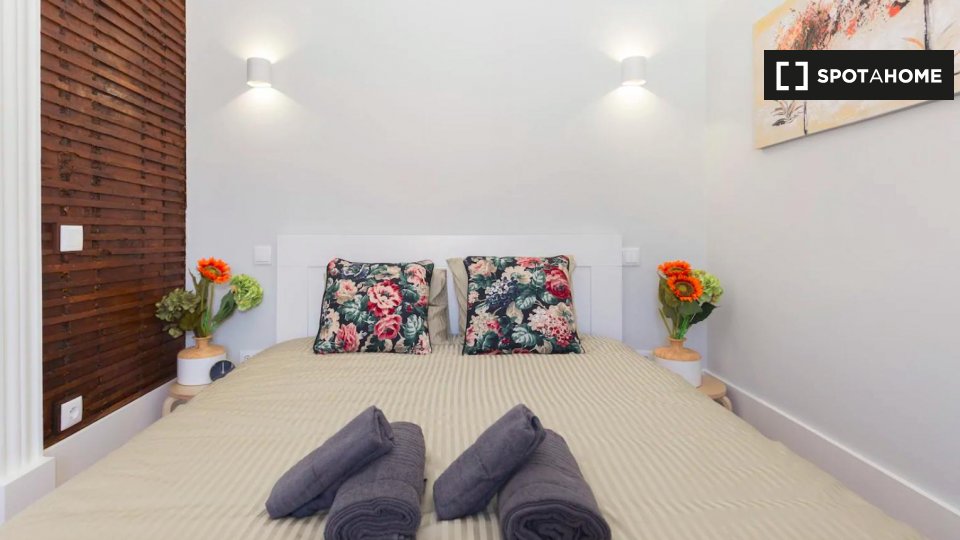 Apartment Porto, 1 bed — photo 1