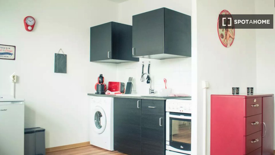 Apartment mono Berlin — photo 18