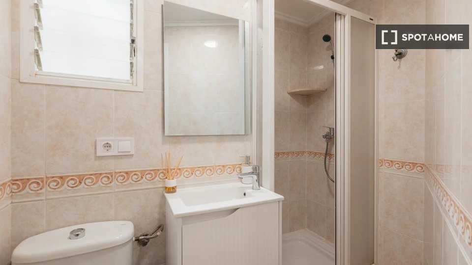 Double room Valencia, 4 beds — photo 15